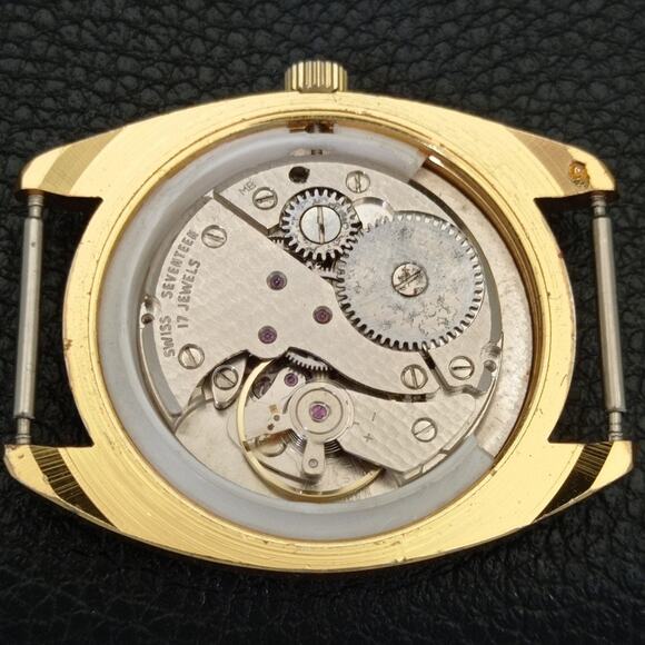 Vintage 1992 Oris Manual Mens Gold Watch W/Nato Strap & Red accents - Picture 9 of 9